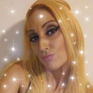 Meet your Posher, Nickole